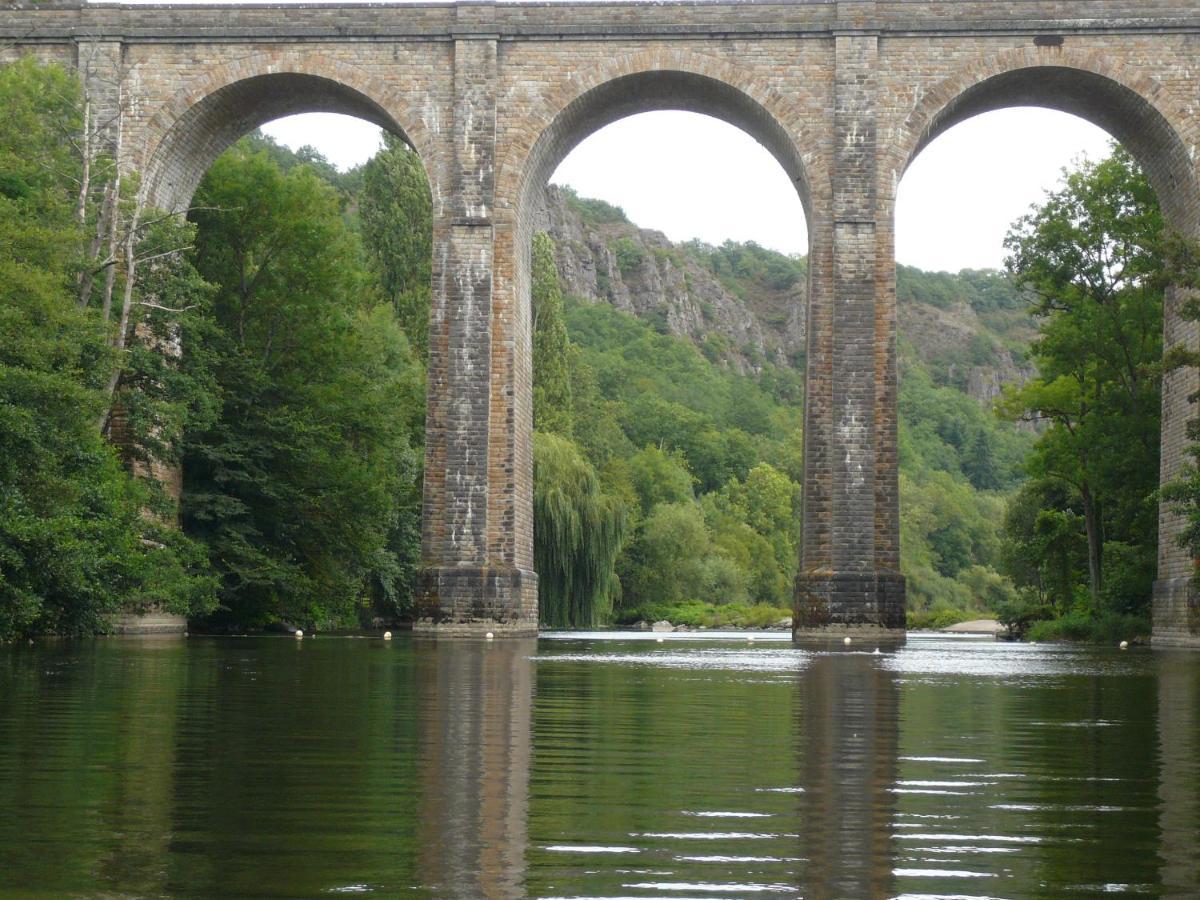 Chambre D'Hotes De La Mousse Saint Remy sur Orne エクステリア 写真